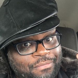 Meet your Posher, Cory